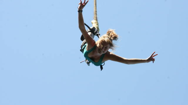 Saut à l'élastique